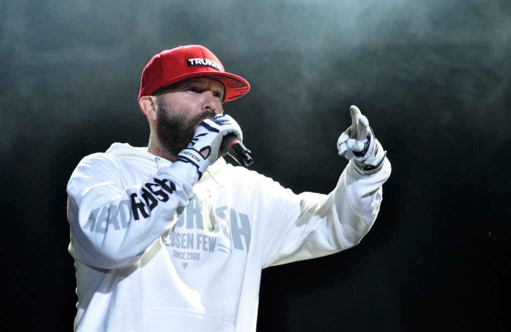 Fred Durst singing