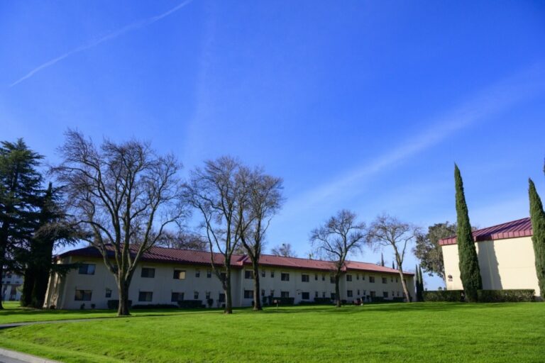 travis air force base housing