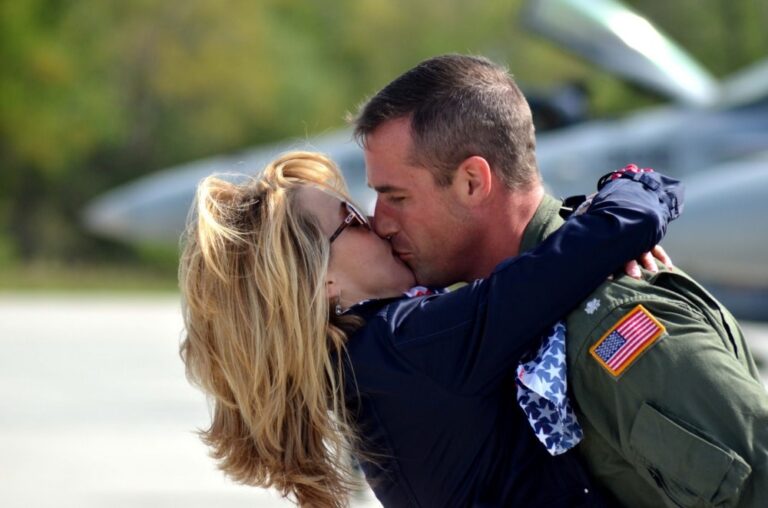 homecoming kiss