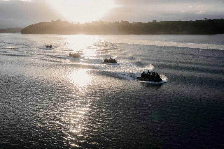 Ukrainian Marines trained by British commandos