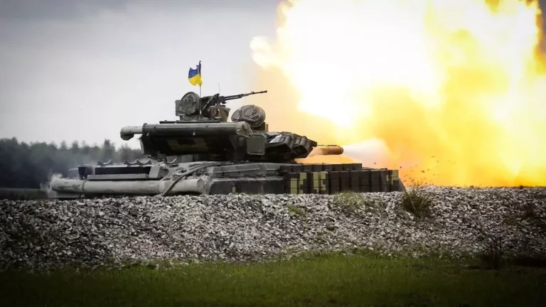 Ukrainian T-84 tank